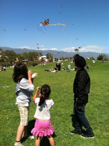 Cole and Kids 2012 Sb Kite Festival IMG_1170